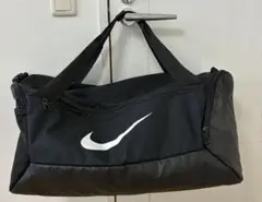 Nike ブラック ダッフルバッグ