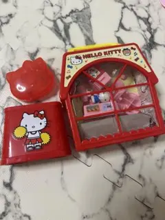 ハローキティ　プチハウス　おもちゃセット