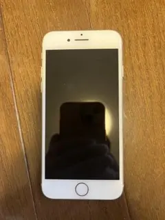 Apple iPhone 7 シルバー 本体 128GB SIMロックなし