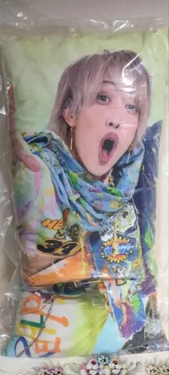 抱き枕　リアルピース