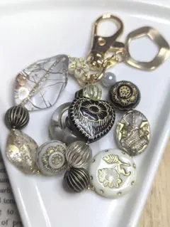 ブラック＆ゴールドビーズチャーム♡