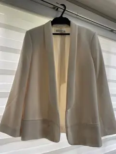 お値下げ‼️‼️mango 白ジャケット　新品‼️人気のSサイズ