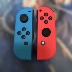 Nintendo Switch Joy-Con 青と赤 ストラップ付き