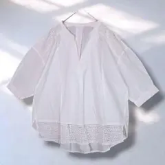 Ennea エンネア 刺繍入りホワイト五分袖シャツ