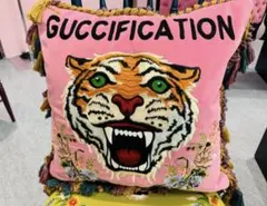 gucci グッチ　ベア ウール クッション グッチ デコールGUCCI ベア ウール クッション | GUCCI公式