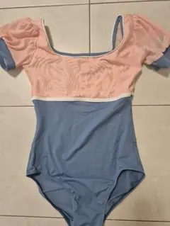 バレエ　レオタード　パフスリーブ