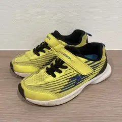 瞬足　スニーカー　17.5cm