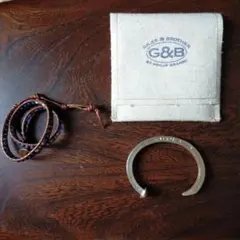 ⭐︎美品⭐︎GILES & BROTHER ホワイトブレスレット ⭐︎美品⭐︎GILES & BROTHER ホワイトブレスレット