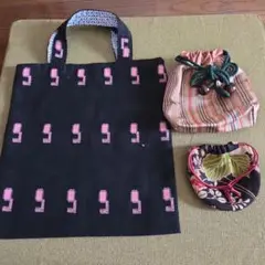 ハンドメイド　和　小袋3点セット　(ミニペットボトル入れプレゼント)
