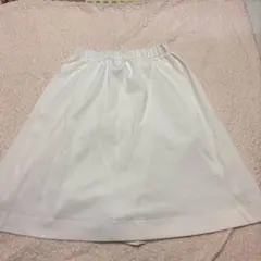 ホワイト ひざ丈スカート ゴムウエストecruefil