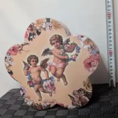 天使のイラスト付き花型ボックス　オーナメント