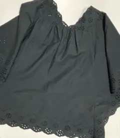 LAUTREAMONT 黒　コットンスカラップレース　スカラップエッジブラウス
