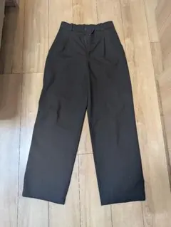 UNIQLOタックワイドパンツ