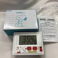 【新品未使用】スヌーピー 目覚まし時計 電波時計 温度・湿度計付き