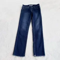 Item thumbnail for item 923ddf6f-e3d4-470d-9f01-2c4611f351b3