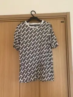 PUMA ロゴプリント Tシャツ Sサイズ