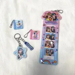 オシャレ魔女ラブandベリー 4カットフォトホルダー レザーキーホルダー ガチャ