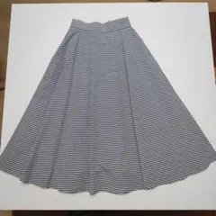 UNIQLO ストライプ フレアスカート