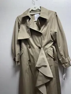 herlipto(ハーリップトゥ)ラッフルトレンチコートです