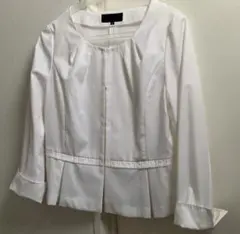 美品 UNTITLED 夏 涼しい薄手 ノーカラージャケット サイズ4 白 軽量