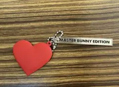 MASTER BUNNY EDITION ハート型ネームプレート