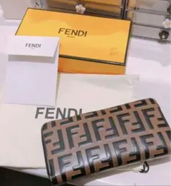 FENDI財布