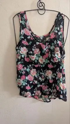美品＊INGNI花柄ダブルポケットタンクトップM透け感