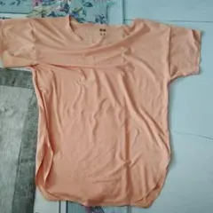 ユニクロエアリズムシームレスTシャツ