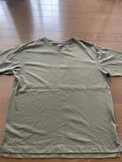 UNIQLO リラックスフィット VネックTシャツ L