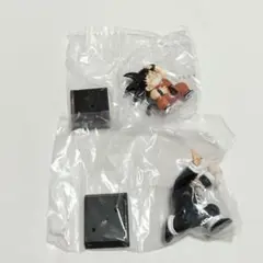 ドラゴンボール　一番くじ　アーカイブス　2体セット