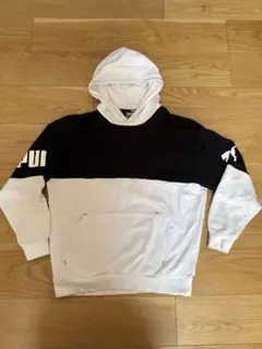 PUMA フード付きパーカー Mサイズ ホワイト/ブラック