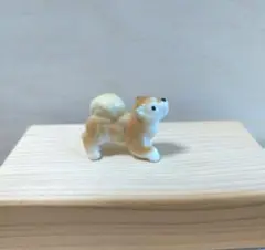 陶器製犬の置物