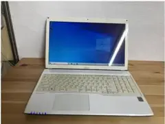 富士通 FUJITSU FMVA42MW #P02