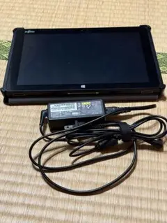 Fujitsu ARROWS Tab Q506/ME Windows 10 本体