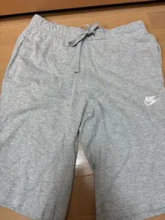 NIKE スウェット　ハーフパンツ　薄手　レディース