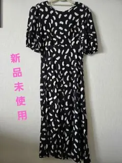 UNIQLO 半袖ワンピース　新品未使用