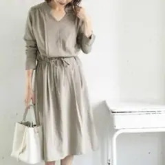 アーバンリサーチロッソ　ウエストギャザーAラインシャツワンピース　グレージュ