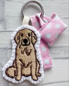 ハンドメイド　刺繍　ゴールデンレトリーバー　ストラップ　ミニバッグキーホルダー犬