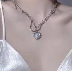 ネックレス　レディース　ハート　乳白色　水色　韓国