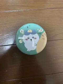 ハチワレ　缶