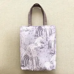 縦トートバッグ　マチあり　ユニコーン　小鳥　メルヘン　グレー　ポケット付き