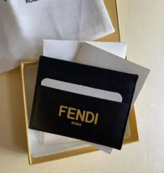 FENDI カードケース 正面ロゴ 新品