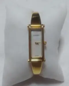 正規品/超美品グッチレディース時計シェル文字1500L