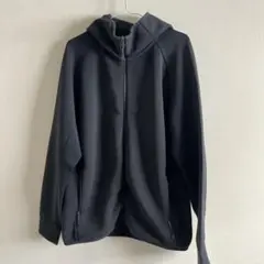 UNIQLO 黒いジャケット XL 男