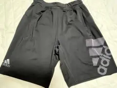 adidasハーフパンツ