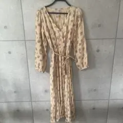 最終値下げ！！LEONA SURF ワンピース