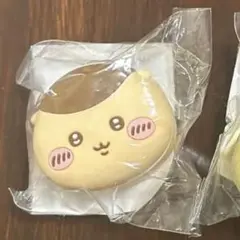 【新品】ちいかわ おかおミニシリコンポーチ（くりまんじゅう）