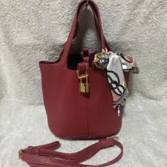 キュウブバック　ショルダーバック