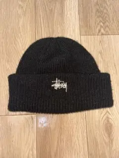 Stussy 黒 ニット帽