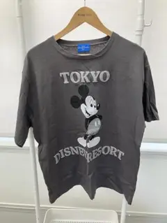 2025 ディズニー公式　グレーTシャツ！